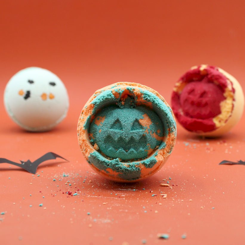 Fennel & Orange Halloween Bath Bomb - Coal Harbour