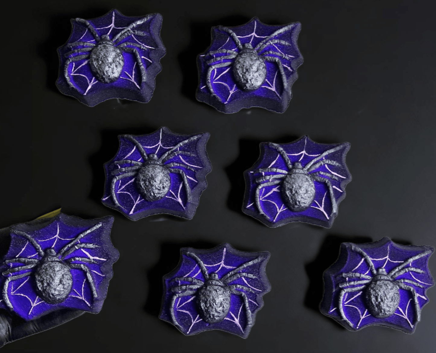 Spider Web Bath Bomb - Coal Harbour