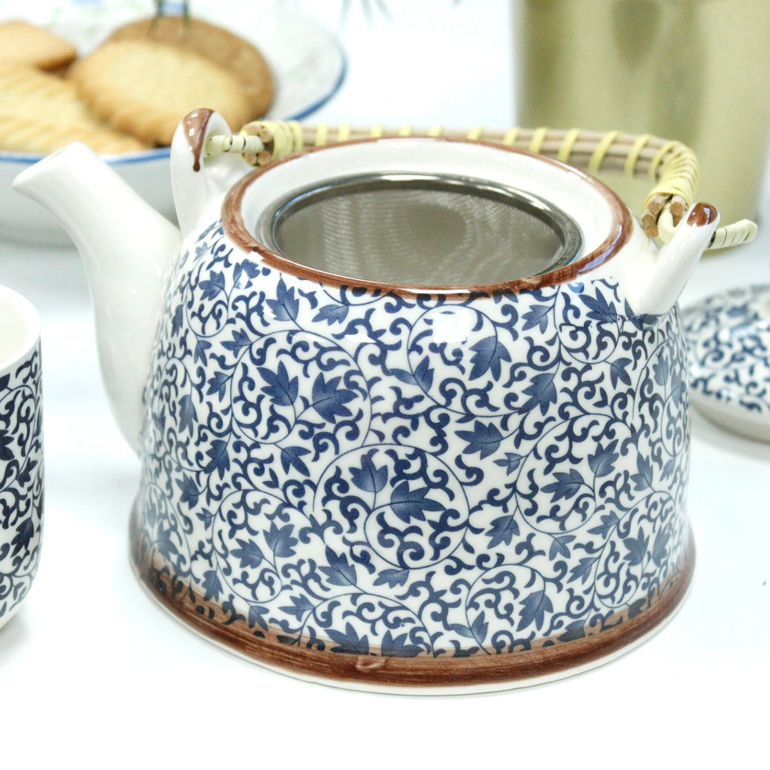 Herbal Teapot Set blue and white swirl leaf design with six cups teacups for loose leaf tea or teabags