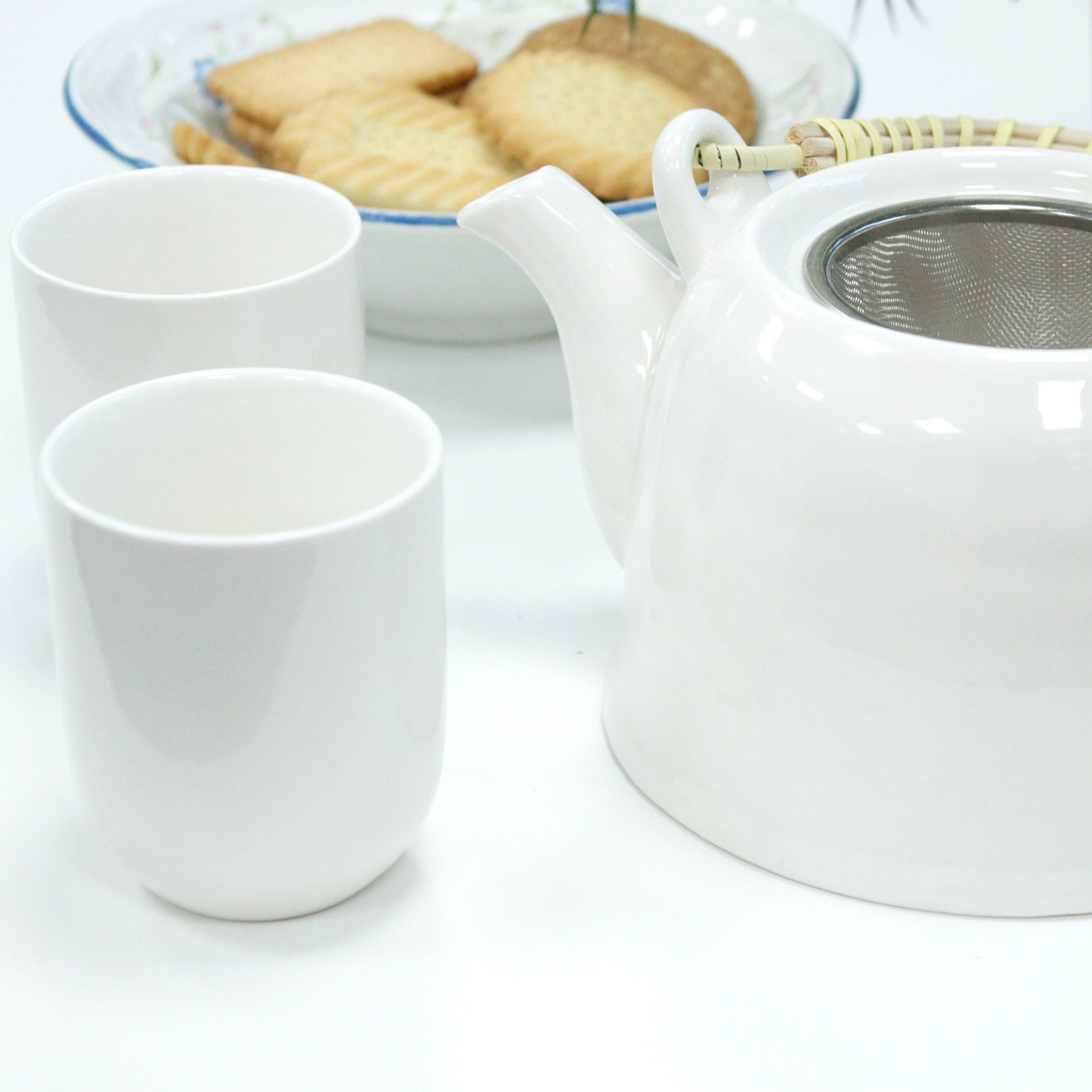 Herbal Teapot Set classic white design with six cups teacups for loose leaf tea or teabags