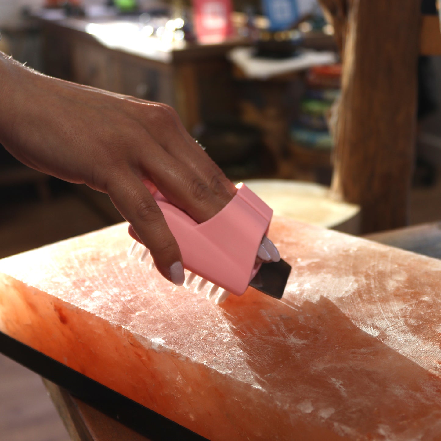 Rectangle Himalayan salt cleaning brush in pink