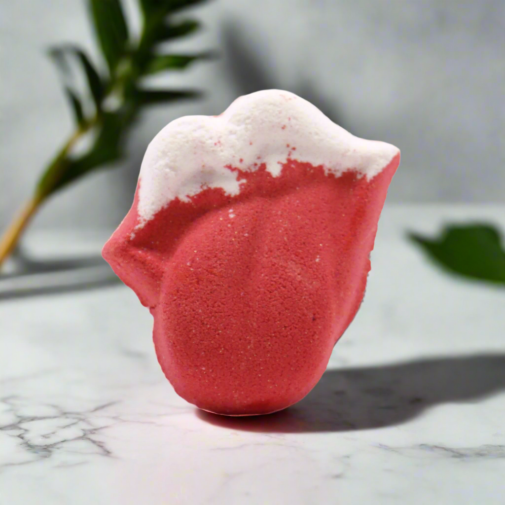 Luscious Lips Bath Bomb