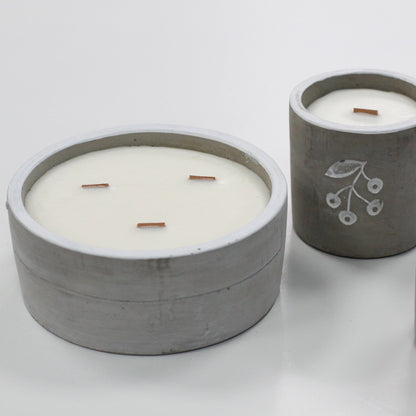 Concrete Wooden Wick Candle - Medium Pot - Berries - Juniper & Sweet Gin - Coal Harbour