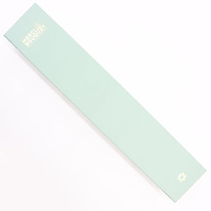 Extra Long White and Ivory Roses & Carnation Soap Flowers Gift Box - Coal Harbour