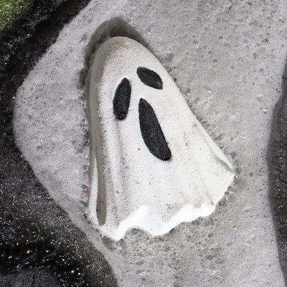 Ghost Halloween Bath Bomb 65g - Coal Harbour
