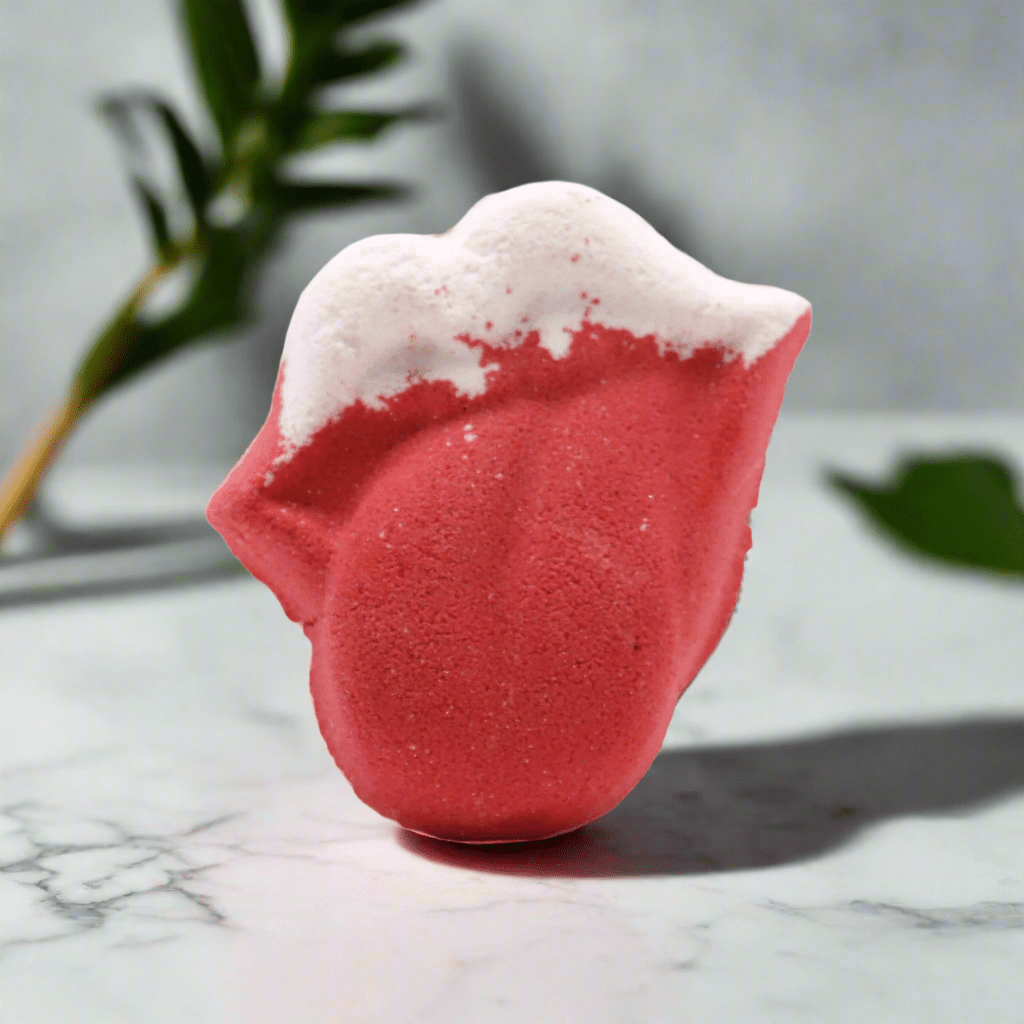 Luscious Lips Bath Bomb - Coal Harbour